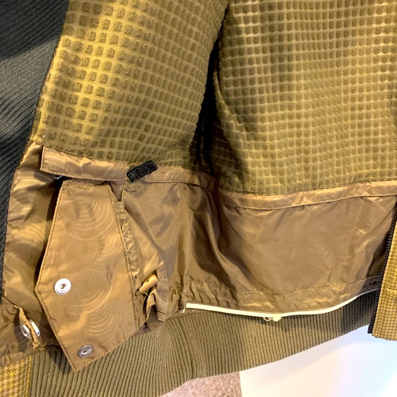 Holden Ski & Snowboard Shell Jacket - Picture 4 of 7